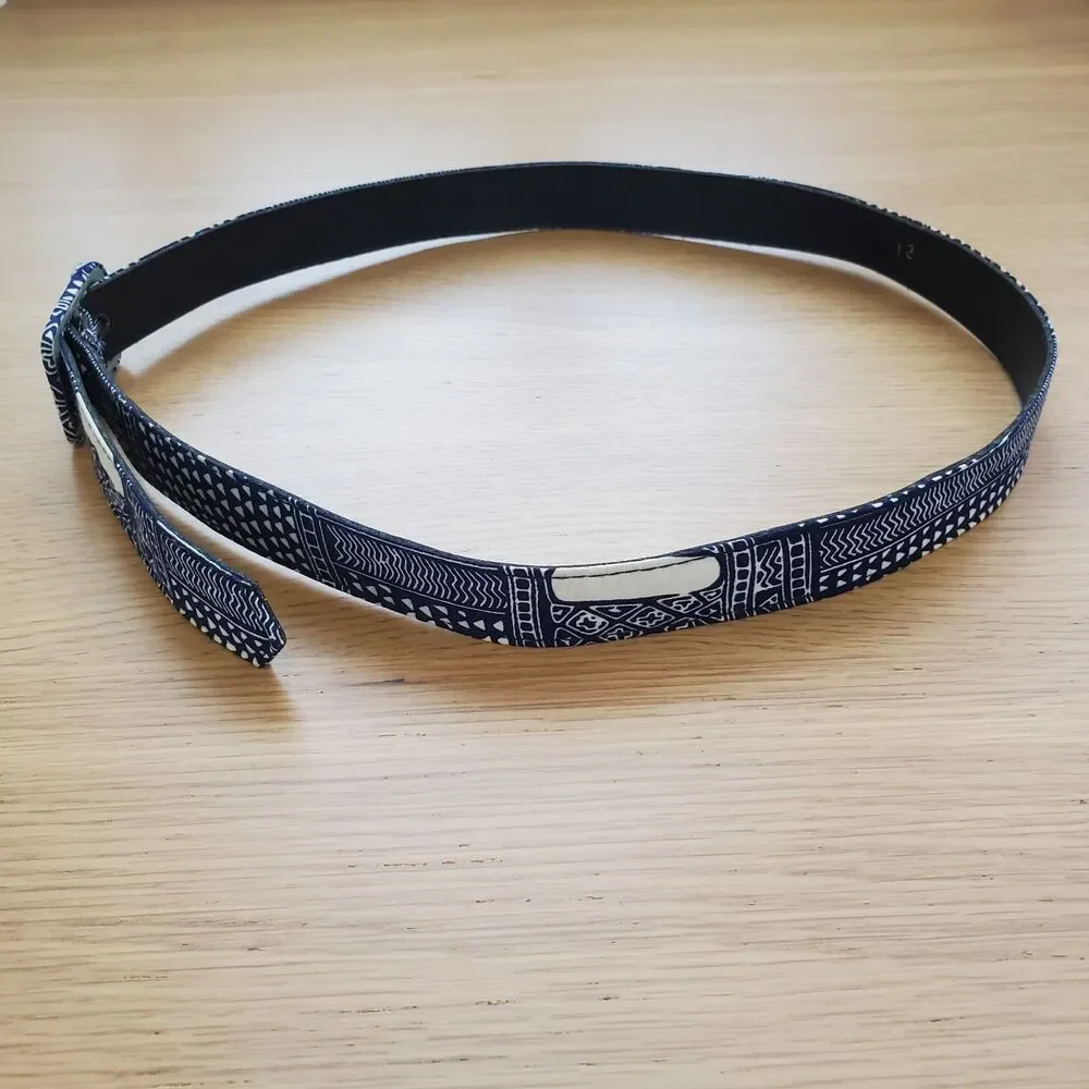 Vintage 80's Blue Patterned Cloth Belt